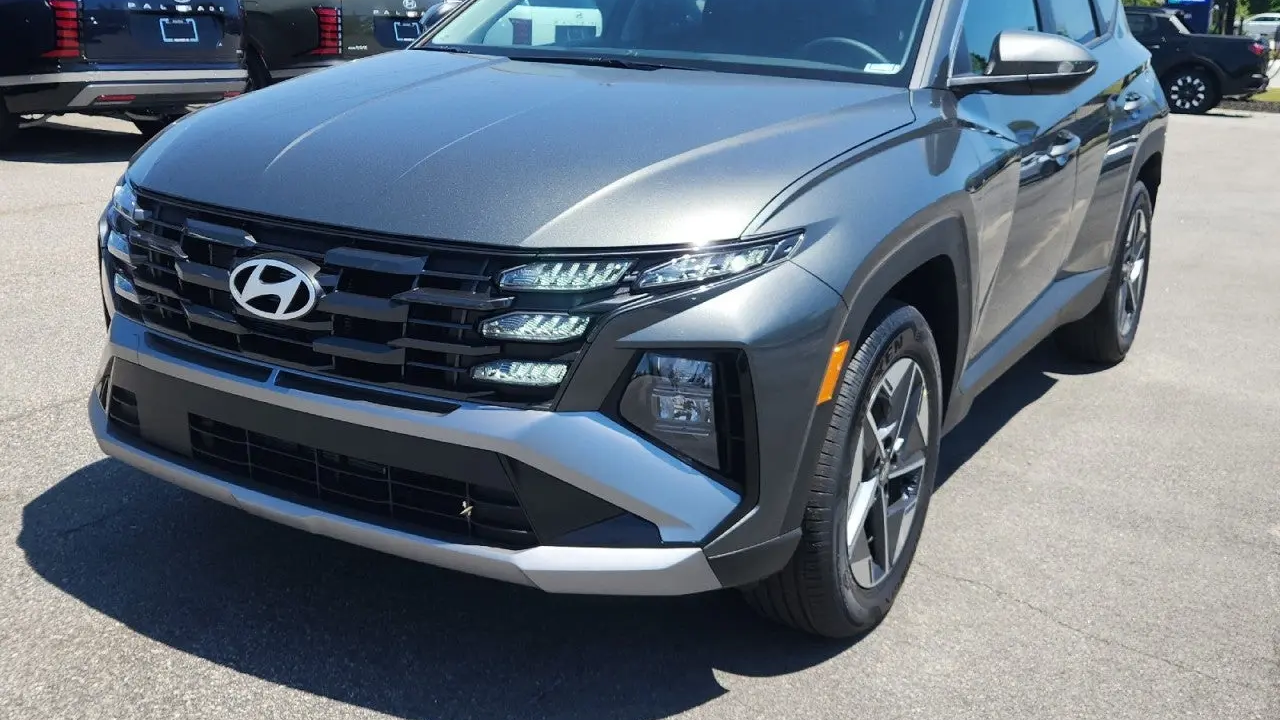 2026 Hyundai TUCSON Hybrid SEL