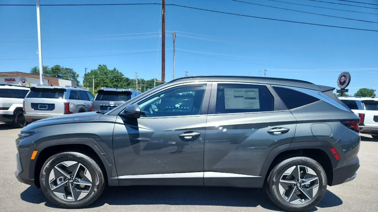 2026 Hyundai TUCSON Hybrid SEL