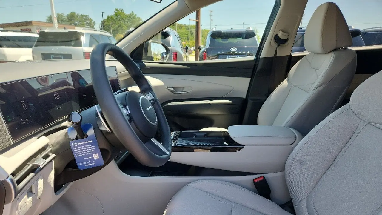 2026 Hyundai TUCSON Hybrid SEL
