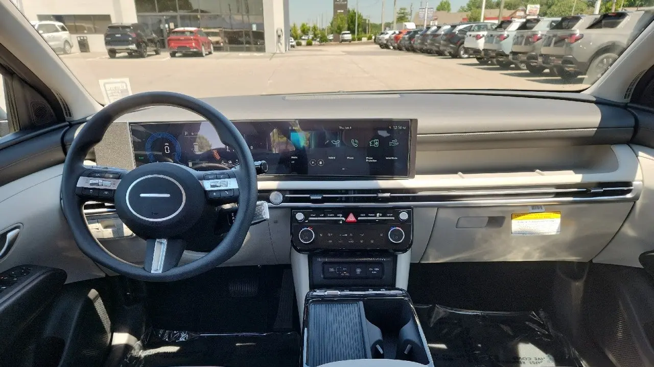 2026 Hyundai TUCSON Hybrid SEL