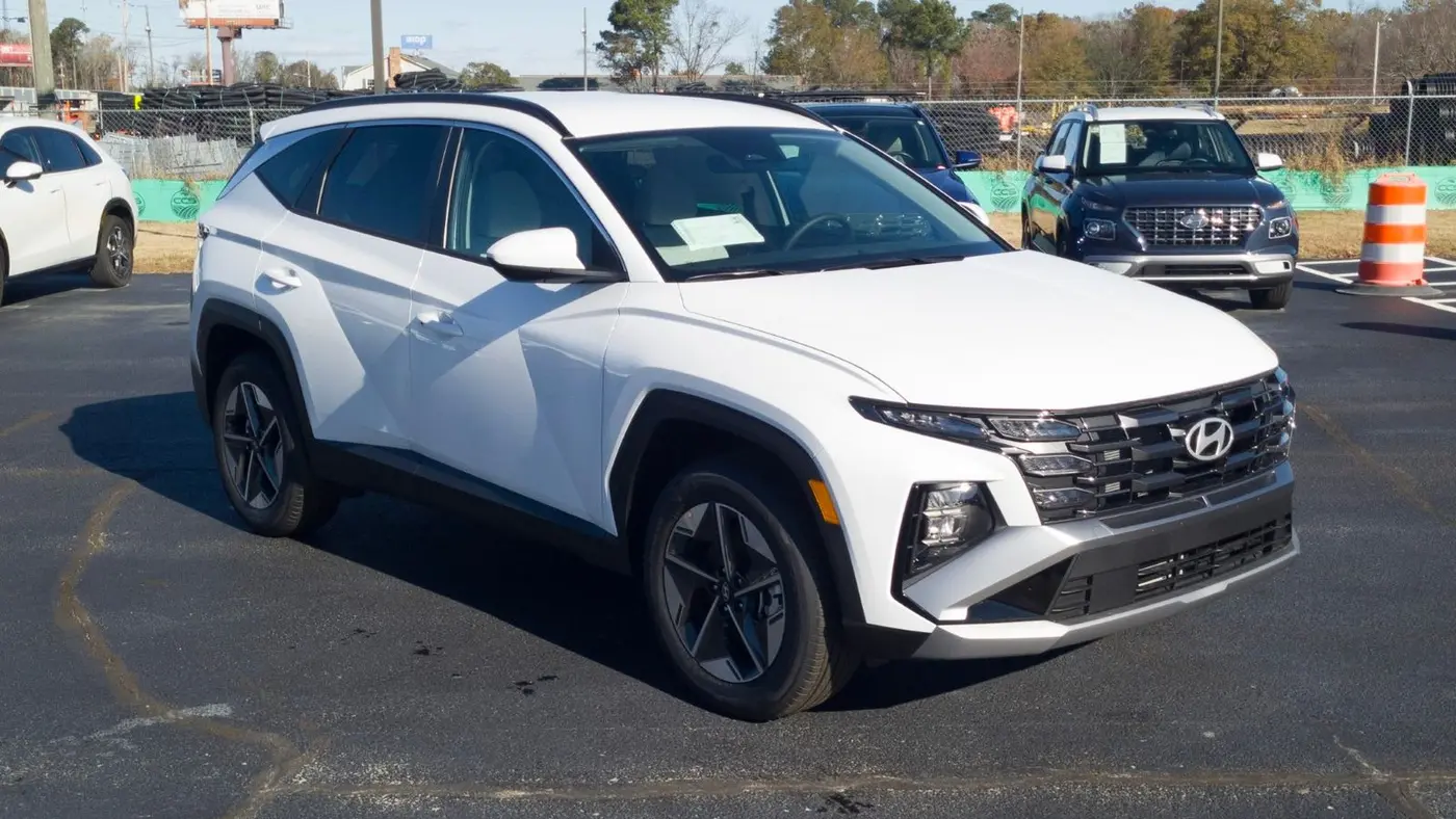 2026 Hyundai TUCSON Hybrid SEL