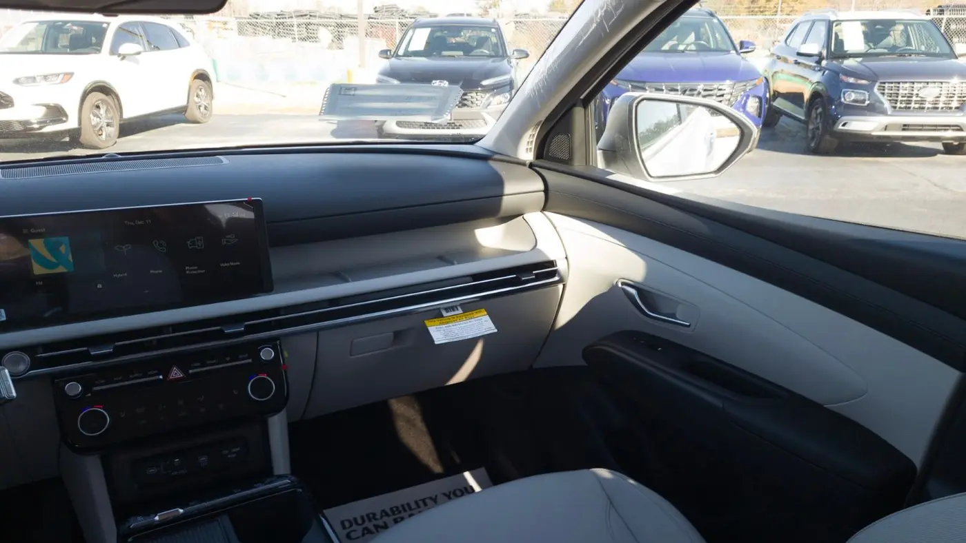 2026 Hyundai TUCSON Hybrid SEL
