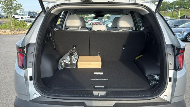2026 Hyundai TUCSON Hybrid SEL