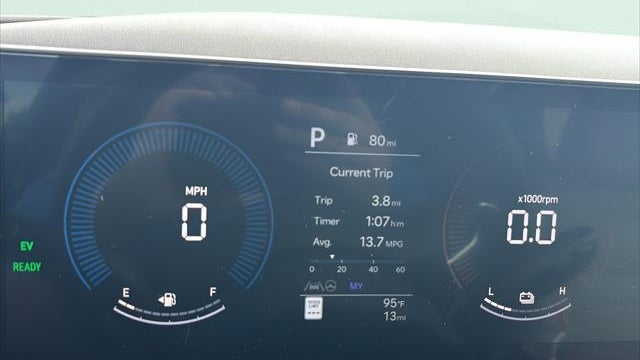 2026 Hyundai TUCSON Hybrid SEL
