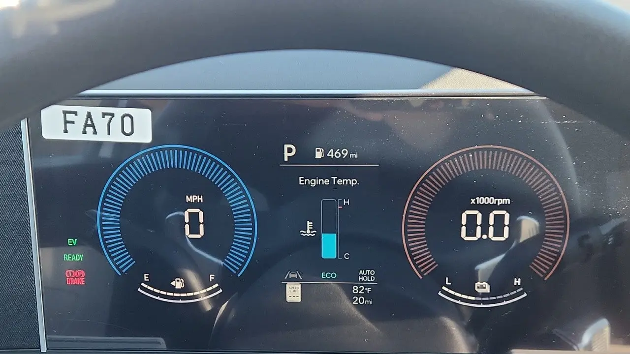 2026 Hyundai TUCSON Hybrid SEL