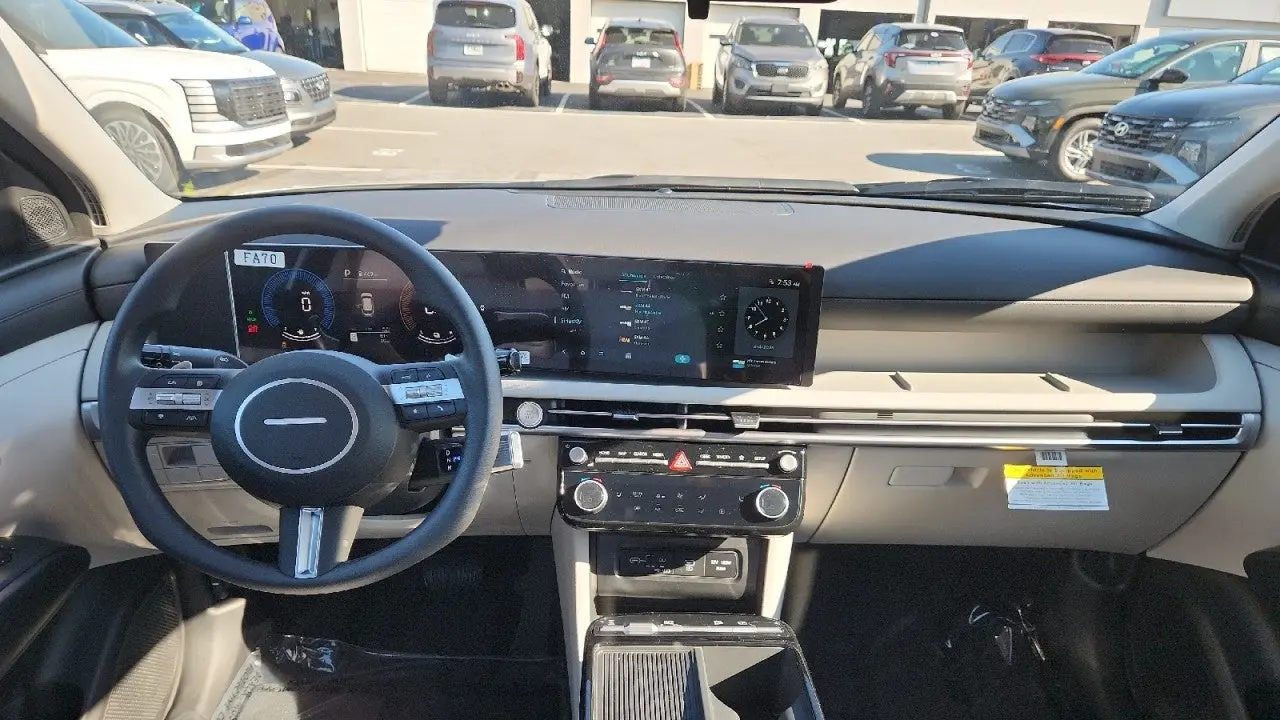 2026 Hyundai TUCSON Hybrid SEL
