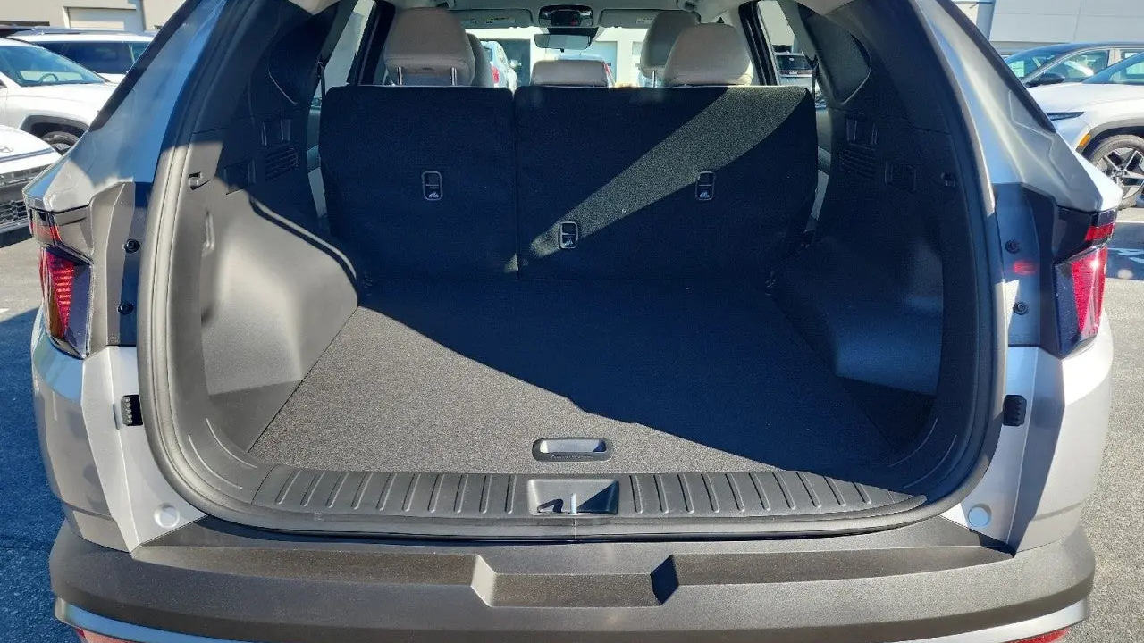 2026 Hyundai TUCSON Hybrid SEL
