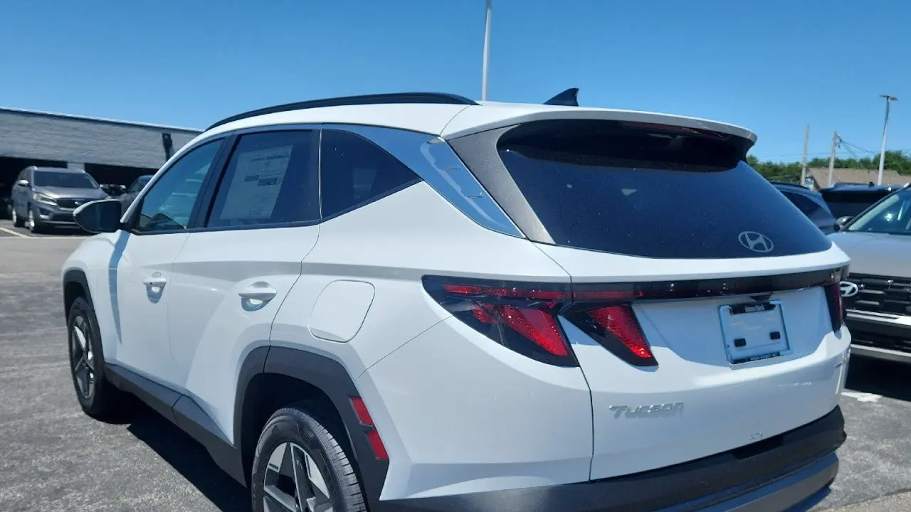 2026 Hyundai TUCSON Hybrid SEL