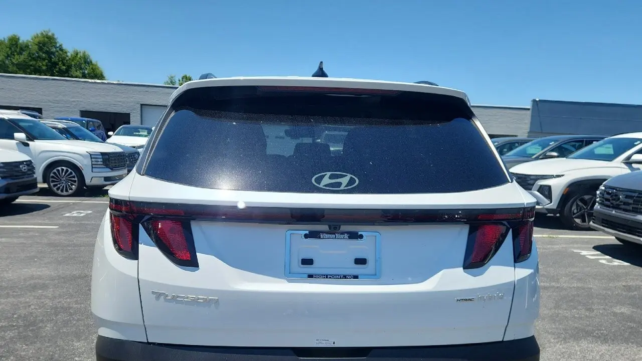 2026 Hyundai TUCSON Hybrid SEL
