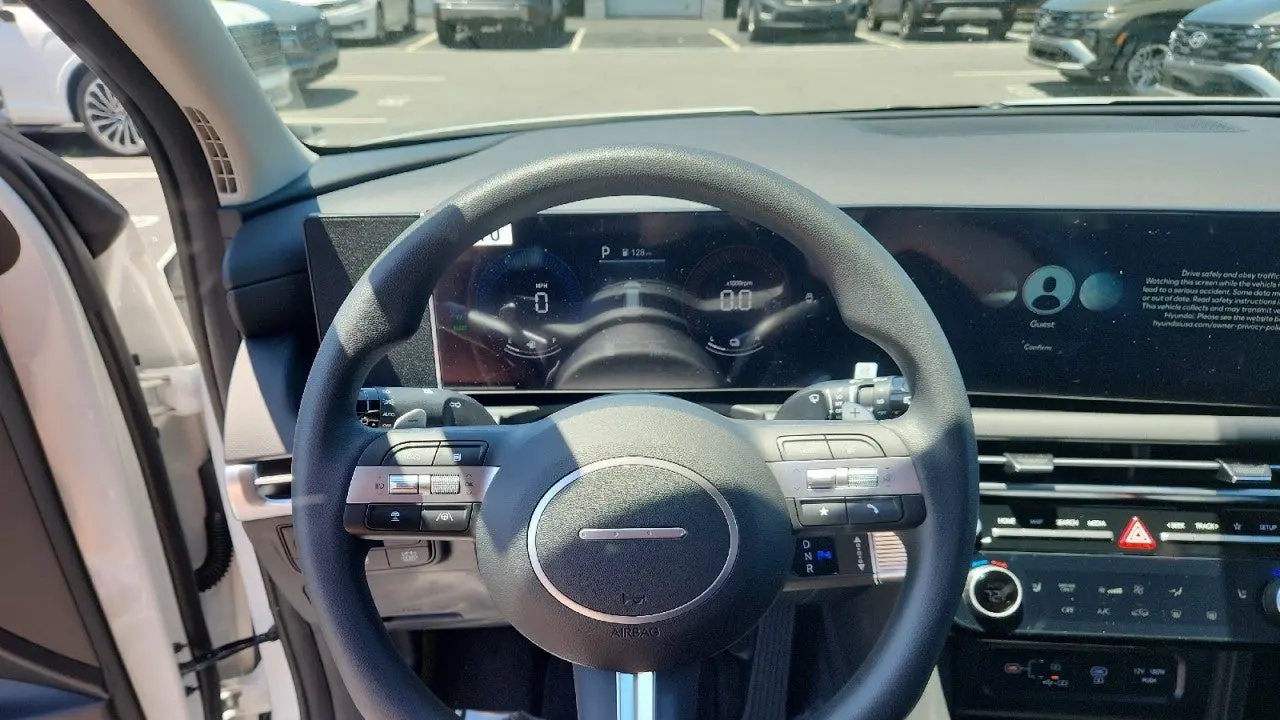 2026 Hyundai TUCSON Hybrid SEL