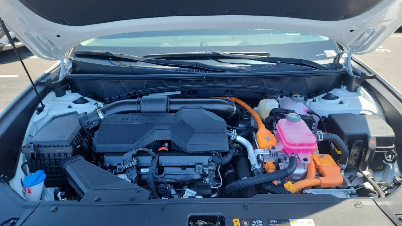 2026 Hyundai TUCSON Hybrid SEL