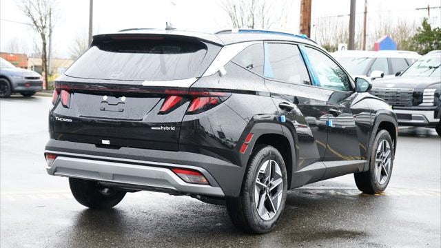 2026 Hyundai TUCSON Hybrid SEL