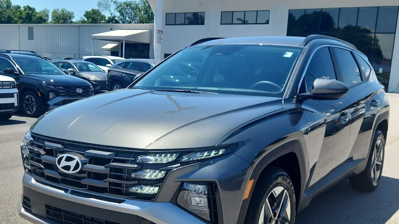 2026 Hyundai TUCSON Hybrid SEL