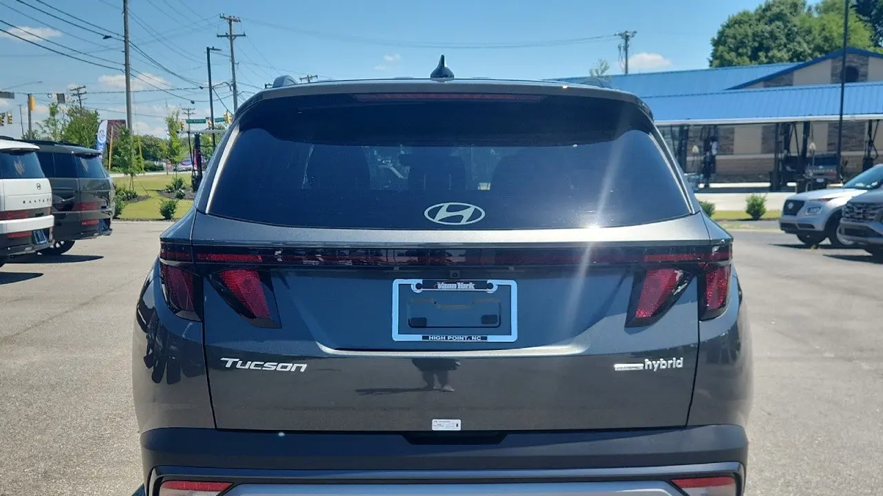 2026 Hyundai TUCSON Hybrid SEL