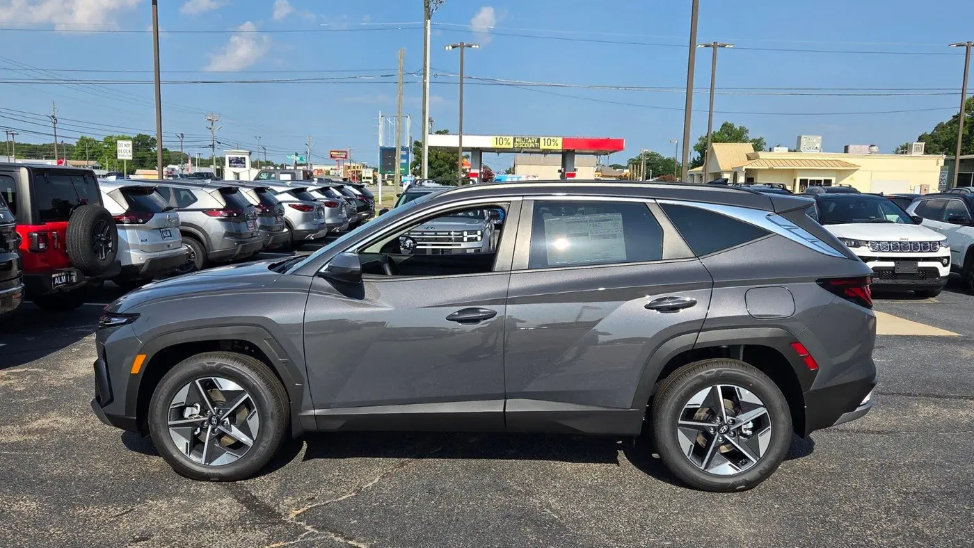 2026 Hyundai TUCSON Hybrid SEL