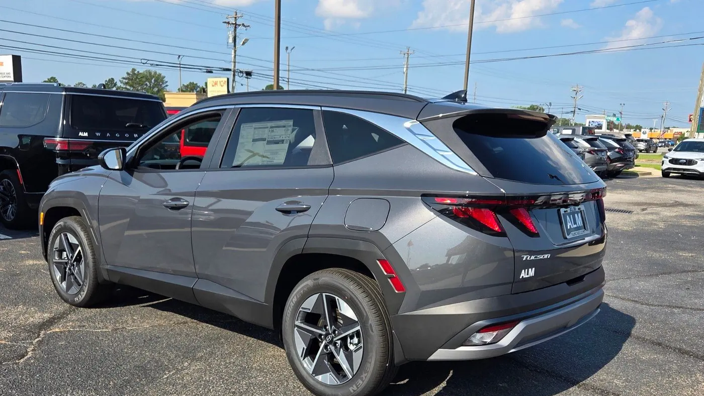 2026 Hyundai TUCSON Hybrid SEL