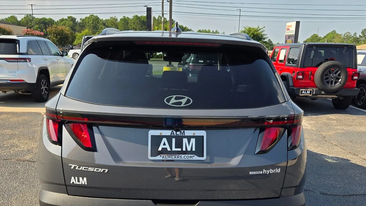 2026 Hyundai TUCSON Hybrid SEL