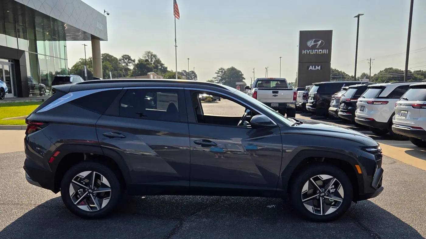 2026 Hyundai TUCSON Hybrid SEL