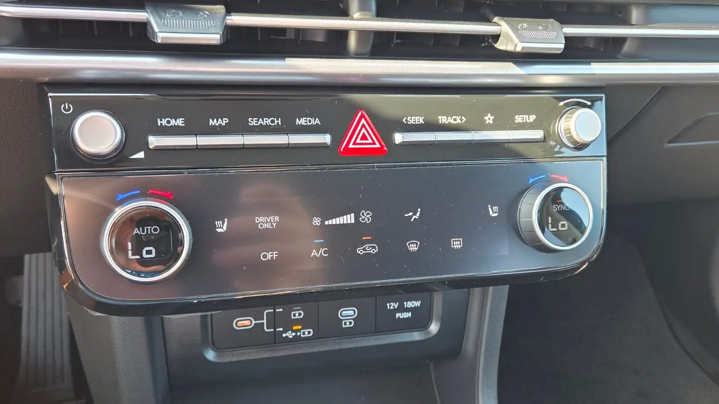 2026 Hyundai TUCSON Hybrid SEL