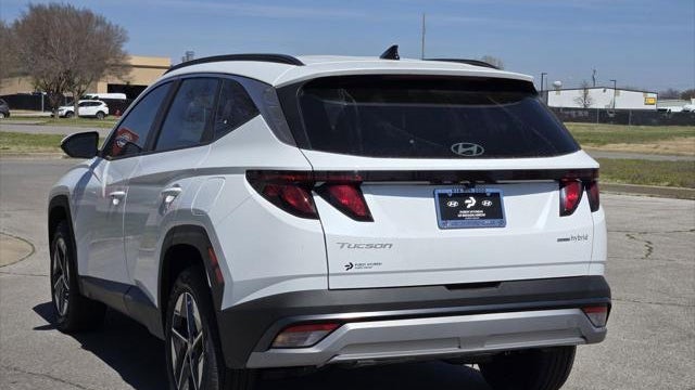 2026 Hyundai TUCSON Hybrid SEL