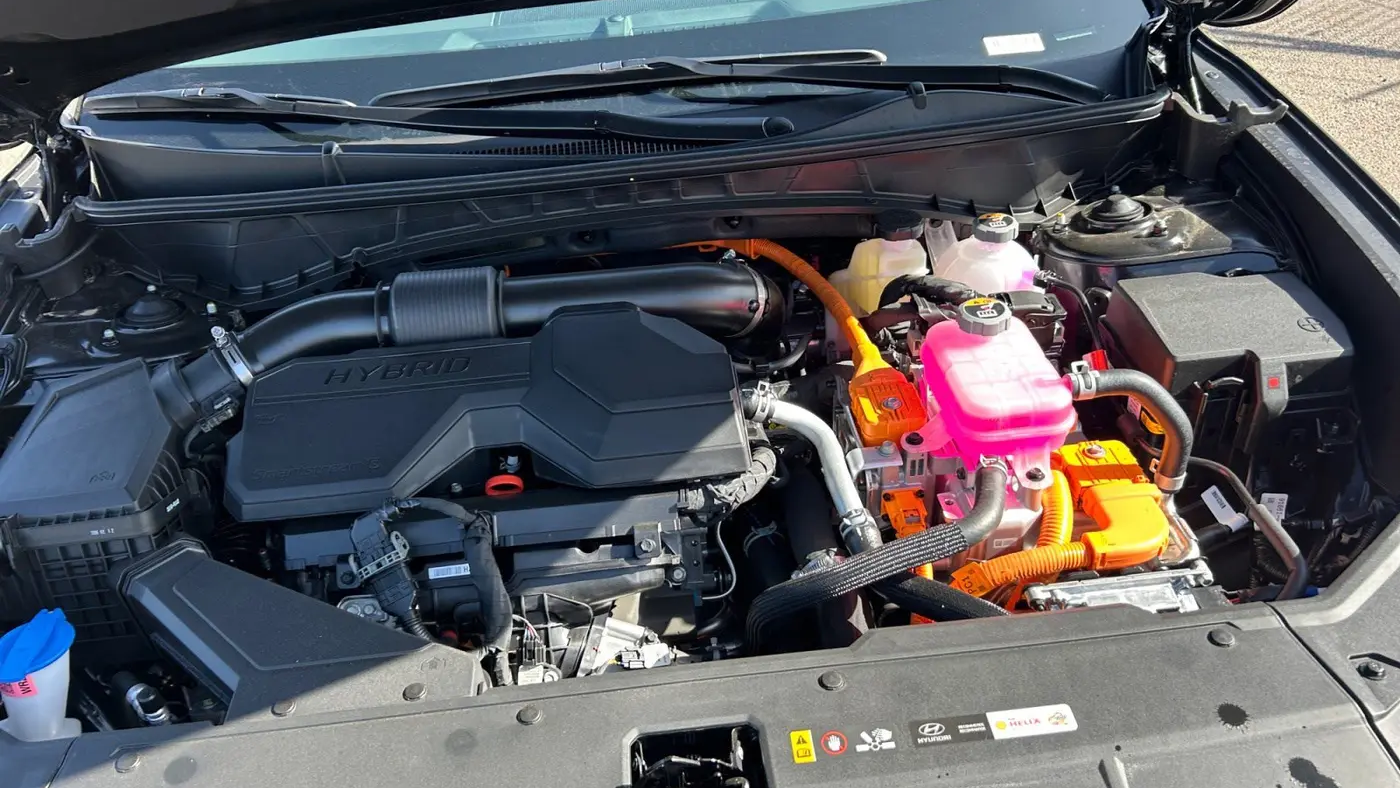 2026 Hyundai TUCSON Hybrid SEL