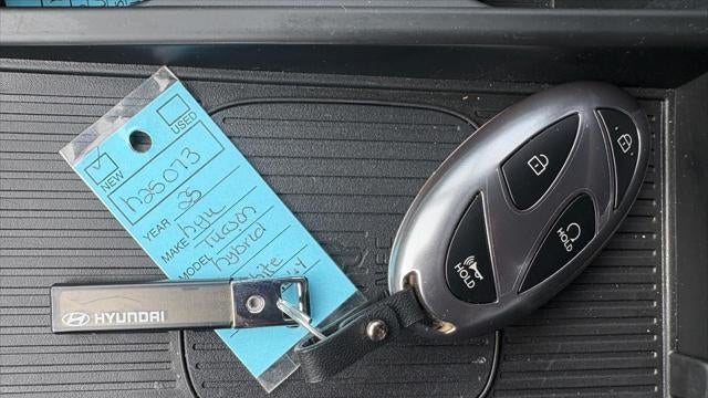 2025 Hyundai TUCSON Hybrid Blue