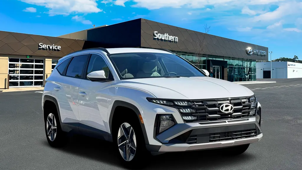 2026 Hyundai TUCSON Hybrid SEL