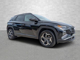 2024 Hyundai TUCSON Hybrid with Black Pearl Exterior