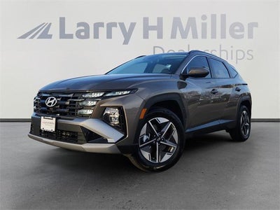 Photo of a 2025 Hyundai Tucson Hybrid AWD SEL Convenience 4DR SUV for sale