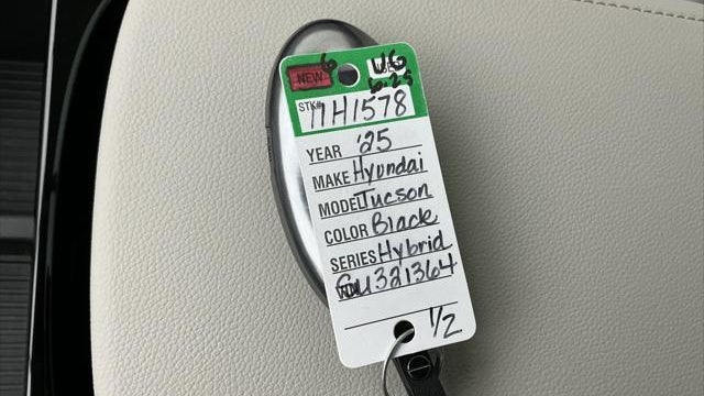 2025 Hyundai TUCSON Hybrid SEL Convenience