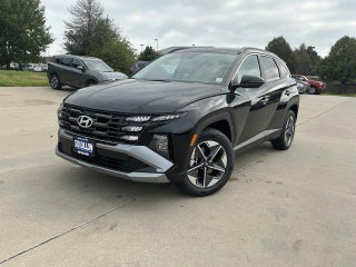 2025 Hyundai TUCSON Hybrid with Ash Black Exterior