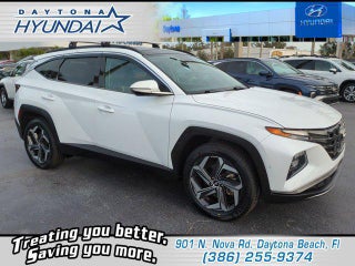 2022 Hyundai TUCSON Hybrid with Quartz White Exterior