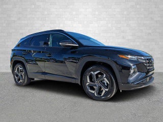 2024 Hyundai TUCSON Hybrid with Black Pearl Exterior