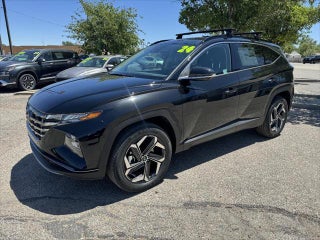 2024 Hyundai TUCSON Hybrid with Black Pearl Exterior