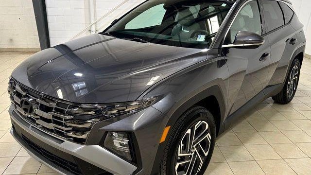 Preowned 2025 Hyundai TUCSON Hybrid Limited for Sale