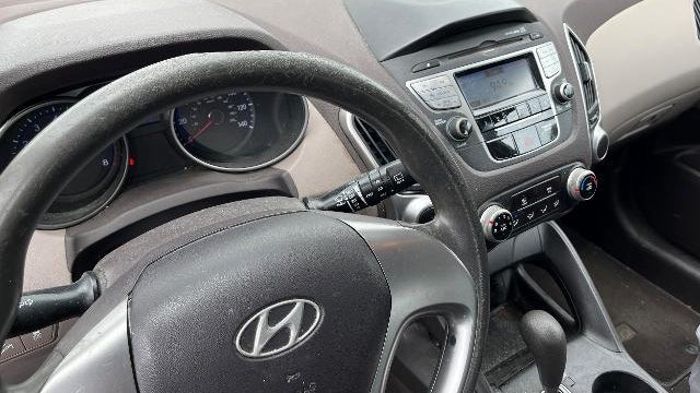 2011 Hyundai TUCSON GL