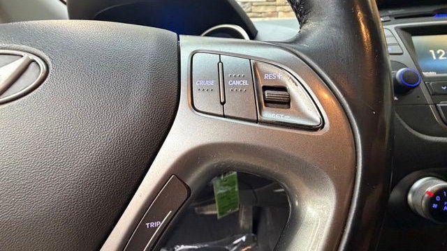 2014 Hyundai TUCSON SE