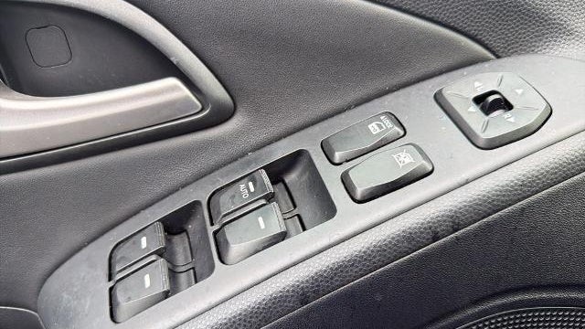 2012 Hyundai TUCSON GLS