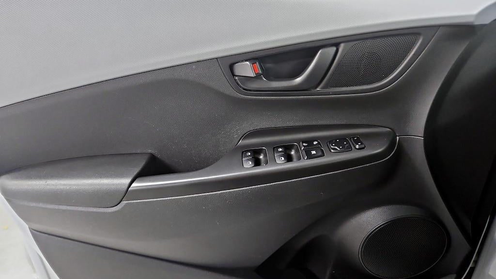 2020 Hyundai KONA SE