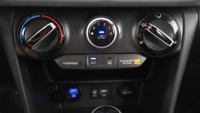 2020 Hyundai KONA SE