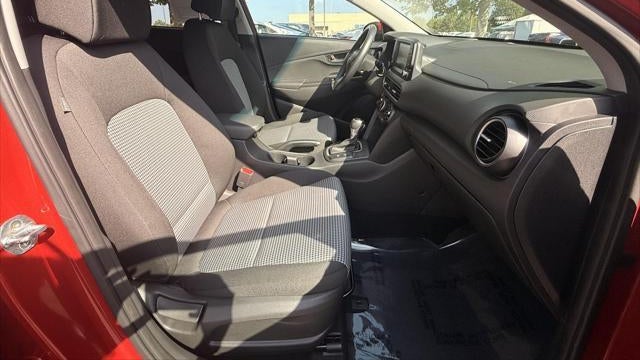 2020 Hyundai KONA SEL