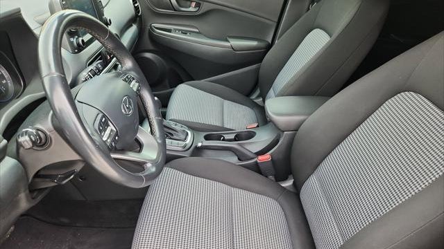 2021 Hyundai KONA SEL