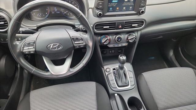 2021 Hyundai KONA SEL