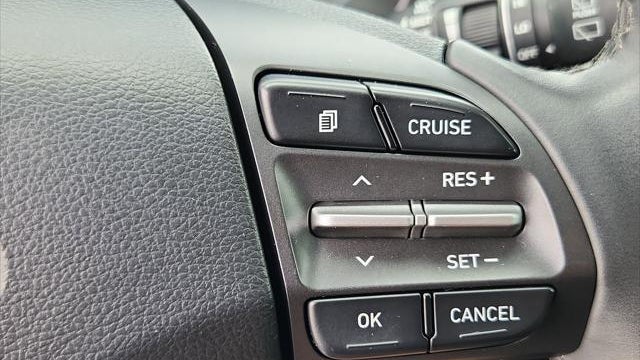 2021 Hyundai KONA SEL