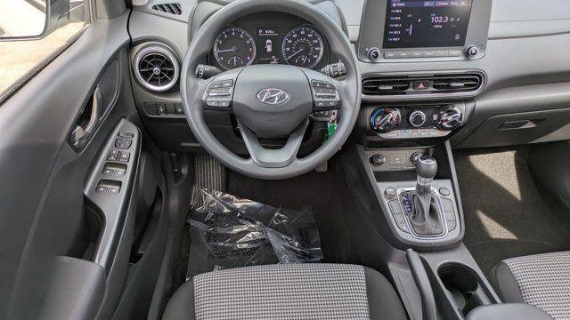2022 Hyundai KONA SE