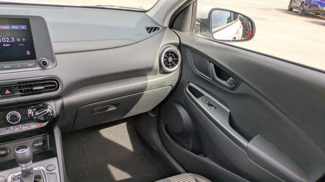 2022 Hyundai KONA SE
