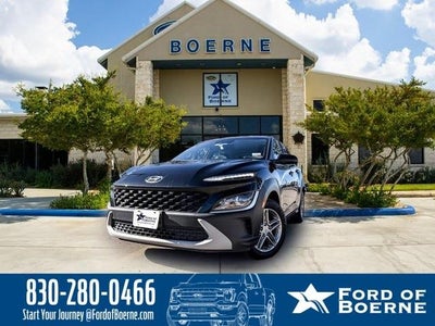 Photo of a 2022 Hyundai Kona SE 4DR Crossover for sale