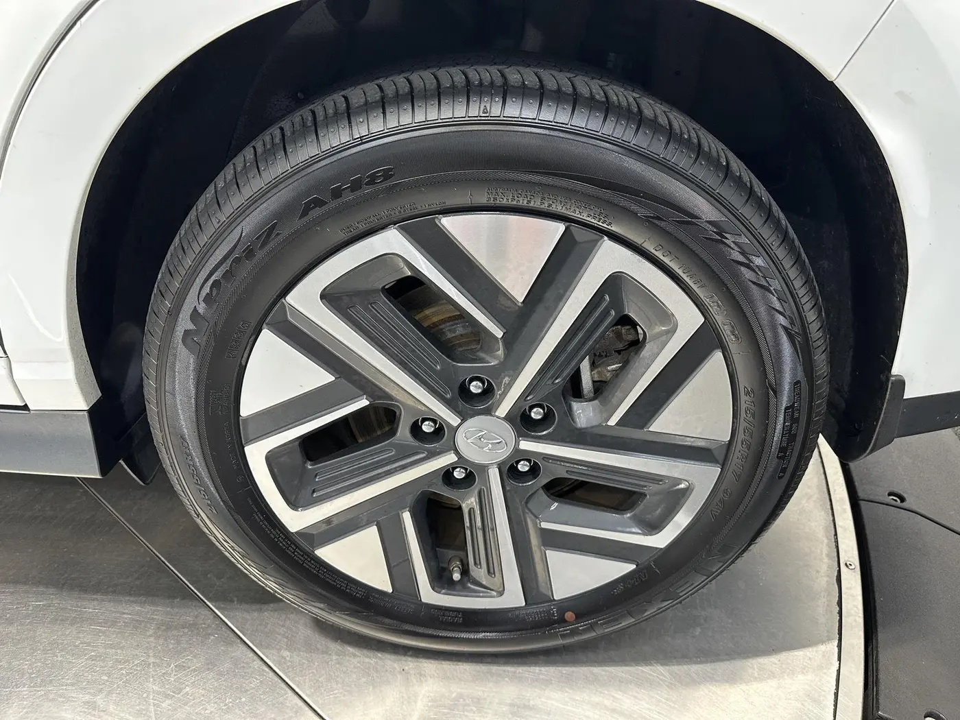 2023 Hyundai Kona - $19,299