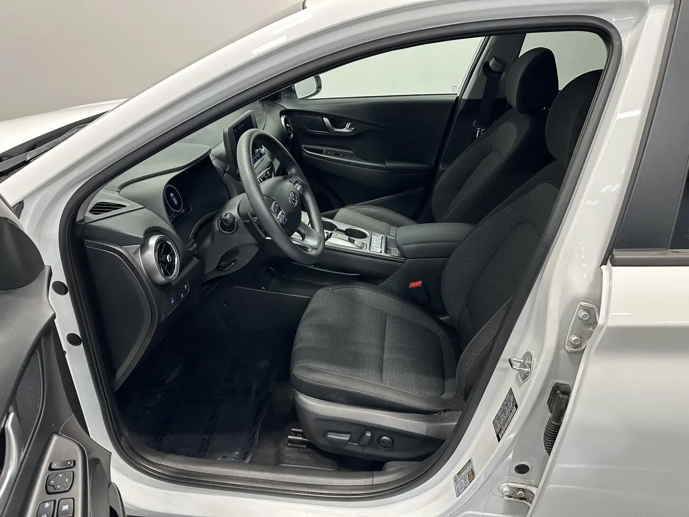 2023 Hyundai Kona - $19,299