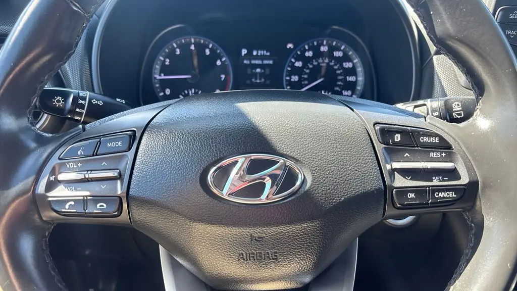 2020 Hyundai KONA SEL